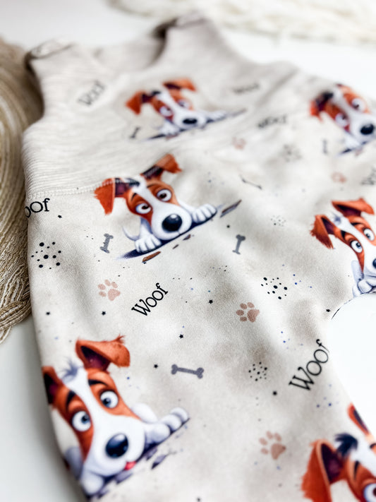 Strampler Welpe, Baby Einteiler, Newborn Outfit, Babyset, Handmade Babystrampler in Beige, Hundemotiv, Baby Geschenk Gr. 44–98