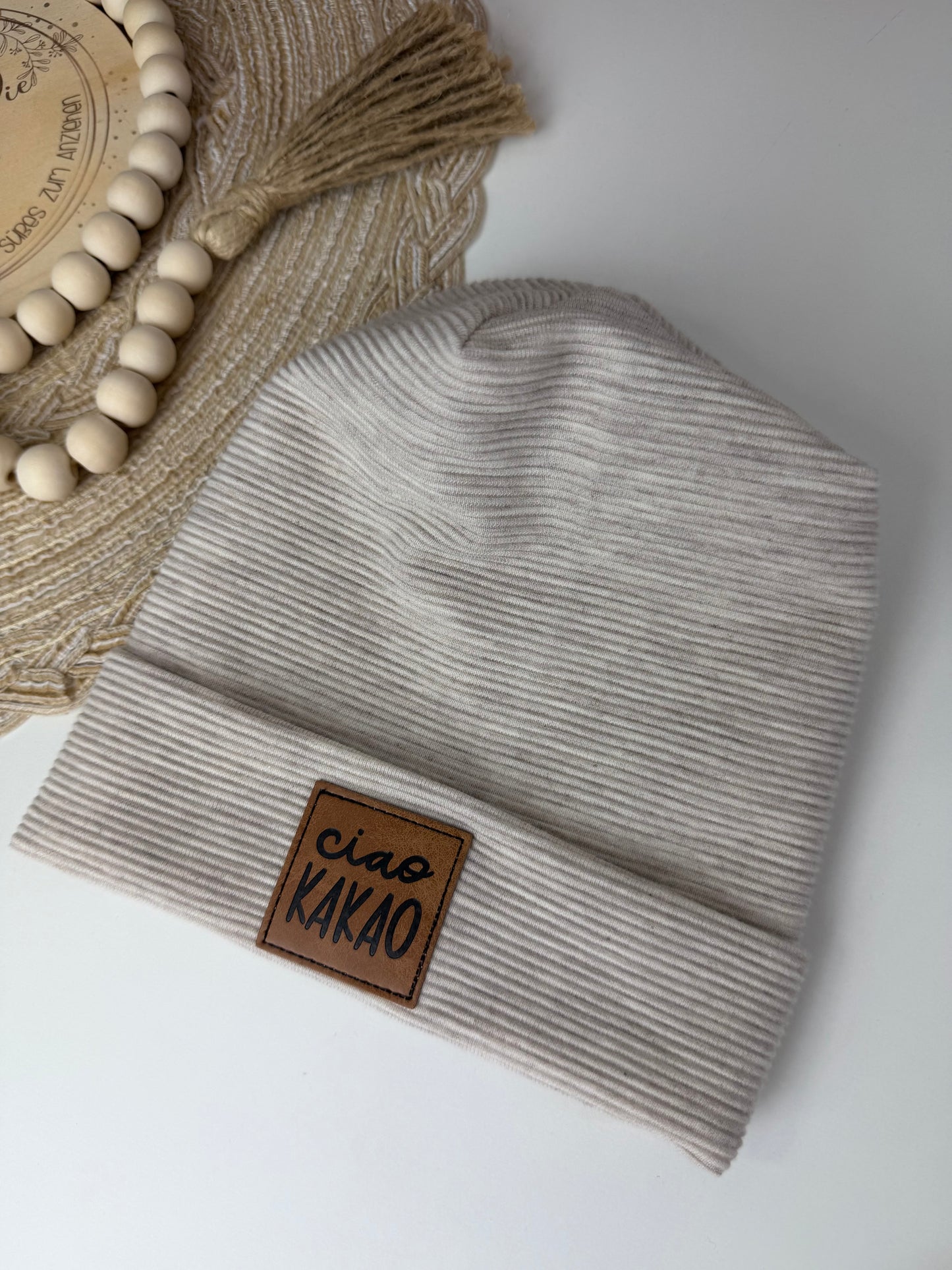 SOFORTKAUF KU 42 - 45 cm Baby Beanie Ribjersey creme "Ciao Kakao"