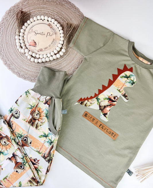 Dino Baby Set, T-Shirt mit Applikation + Slim Harem Hose, grün gestreift, handmade Bio Kleidung für kleine Entdecker Gr. 62 - 128