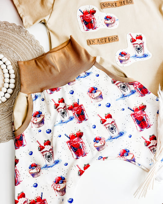 Sommer Baby Set Spiderman Shake, T-Shirt mit Applikation + Statement, kurze Shorts, Hose mit Taschen, handmade Outfit beige Gr. 62 - 128