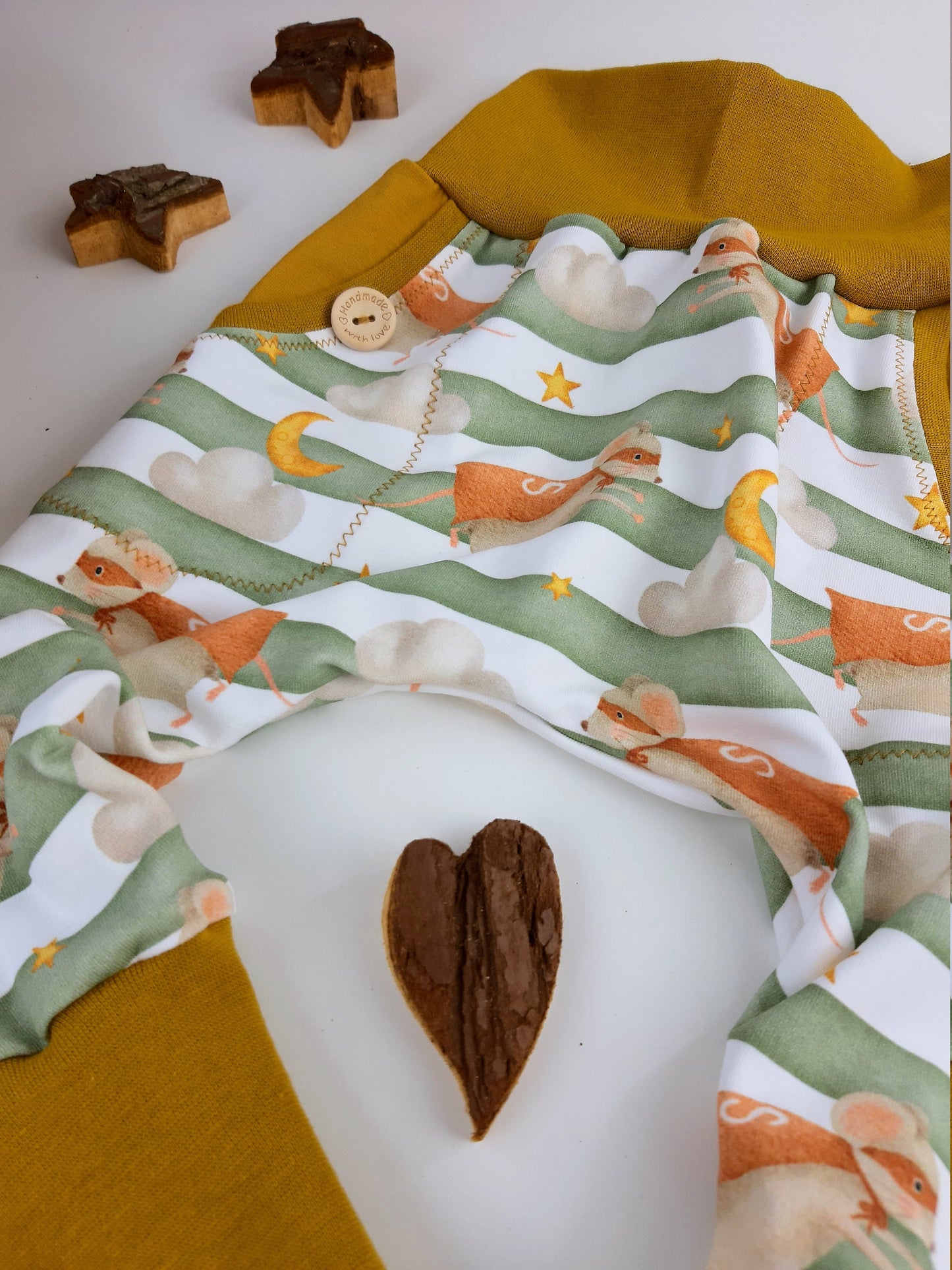 Oversized Baby und Kinder-Set: Hoodie mit Superhelden-Maus und Slim Harem Hose – Bio French Terry, Unisex, personalisierbar Gr. 62 - 128