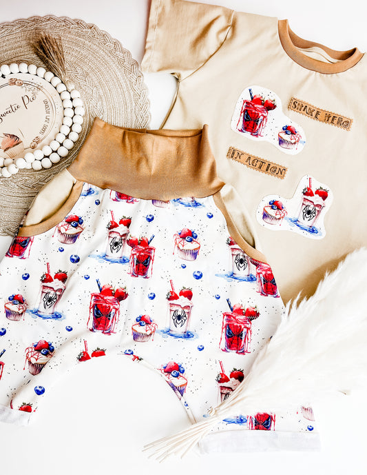 Sommer Baby Set Spiderman Shake, T-Shirt mit Applikation + Statement, kurze Shorts, Hose mit Taschen, handmade Outfit beige Gr. 62 - 128