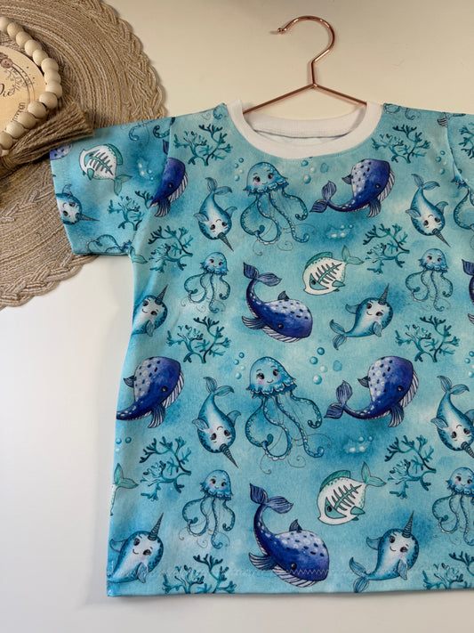 Niedliches Kinder T-Shirt Gr. 104 mit maritimem Motiv| Handmade Shirt aus Baumwolle | Fantasie Motiv | Kinderkleidung