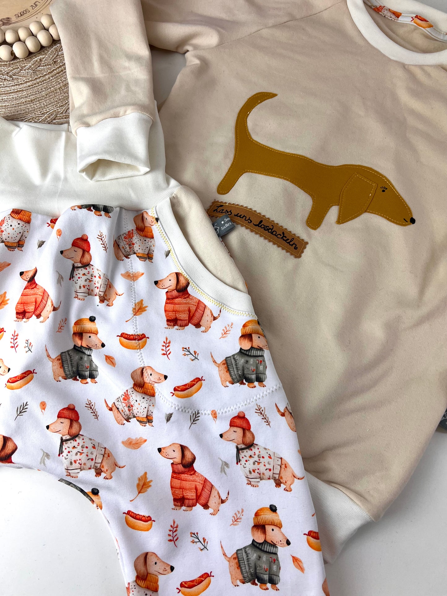 Dackel Kinder Set | Handmade Pullover & Hose | Bequeme Kindermode mit Hundemotiv | Geschenk für Hundeliebhaber Kinder