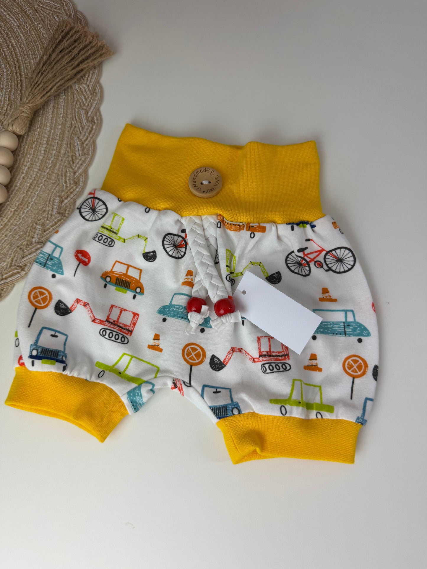 SOFORTKAUF Gr. 56/62 Kurze Baby Pumphose Fahrzeuge bunt