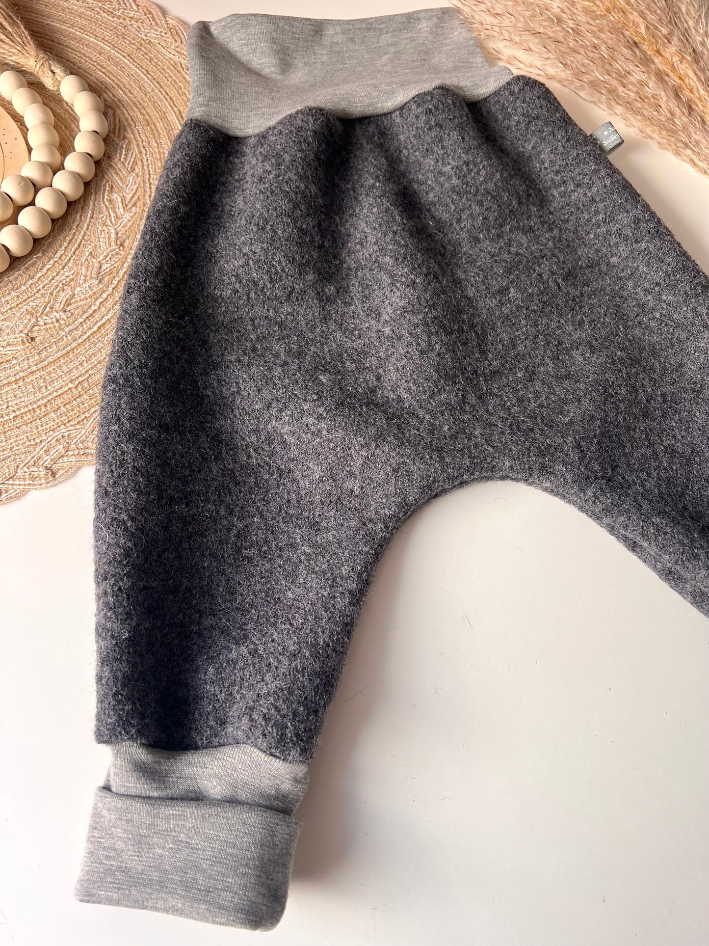 Walkhose aus 100% Schurwolle | handgenähte Kinderhose | Wollwalk Hose | Warm & Atmungsaktiv | 9 Farben | Handmade Unikat I 44 - 122