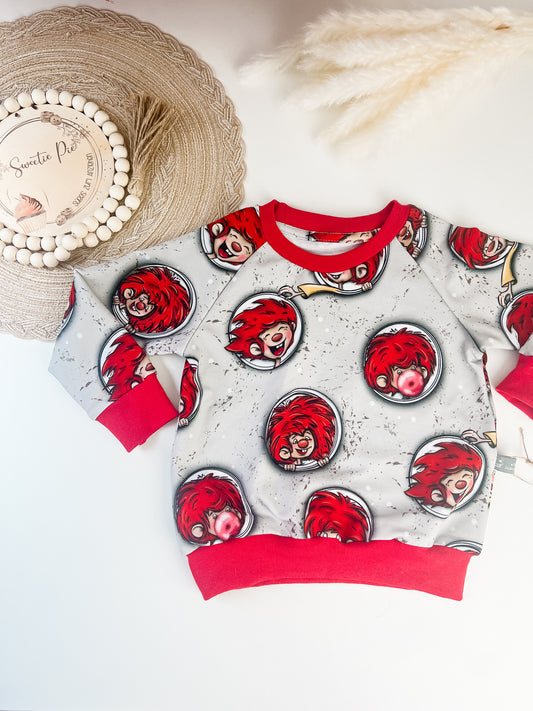 SOFORTKAUF Gr. 86 Handgemachter roter Pumuckl-Sweater für Kinder – mit Applikation & Kunstlederpatch – Bio-Baumwolle – Geschenkidee