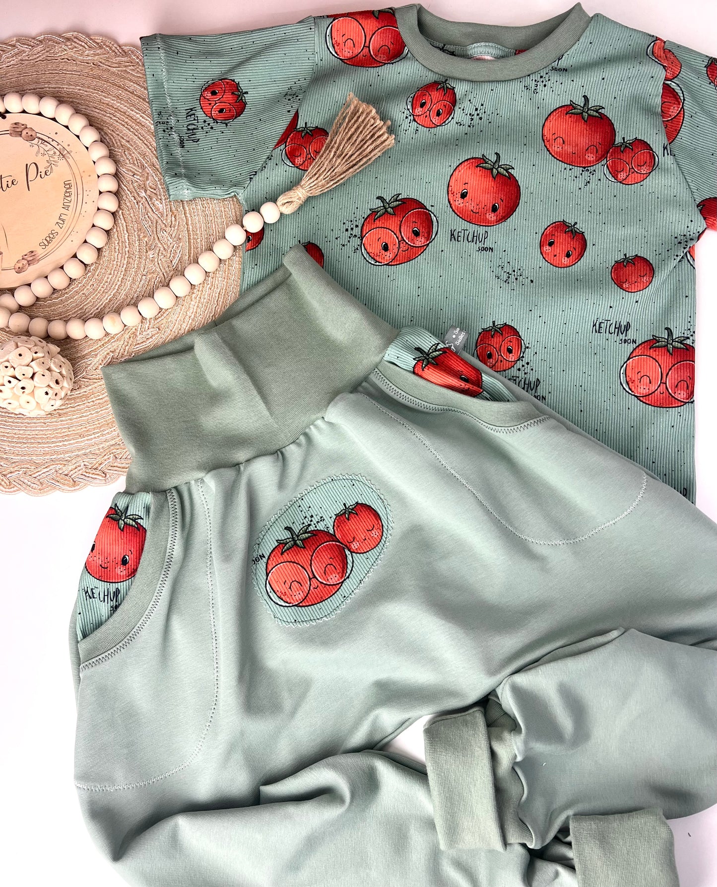 Tomaten Kinder Set aus Ribjersey T-Shirt & Slim Harem mit Taschen | Handmade Kinder Outfit Gr. 62 - 128