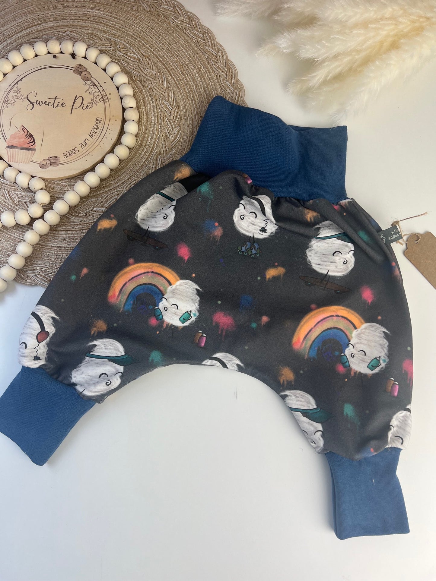 Pumphosen Überraschungspaket, mitwachsend, Sparangebot, Bio Qualität, Baby Erstausstattung