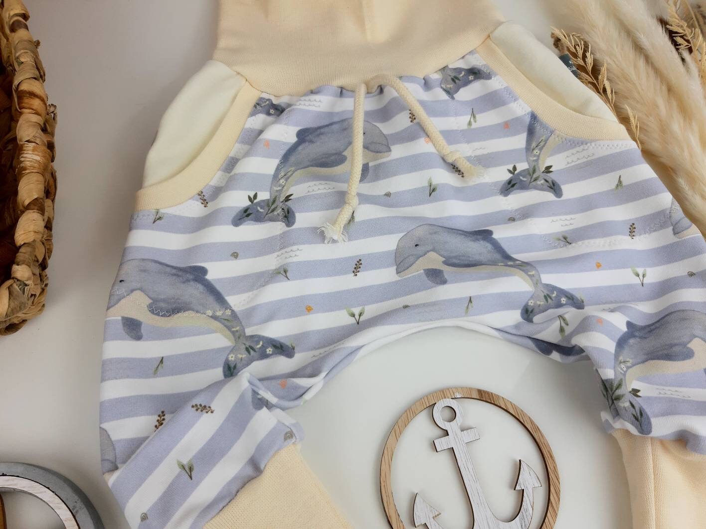 Oversized Baby und Kinder-Set: Hoodie mit Delfin-Applikation und Slim Harem Hose – Bio French Terry, Unisex, personalisierbar Gr. 62- 128