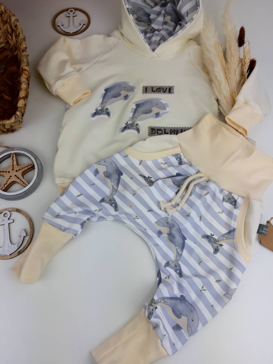 Oversized Baby und Kinder-Set: Hoodie mit Delfin-Applikation und Slim Harem Hose – Bio French Terry, Unisex, personalisierbar Gr. 62- 128